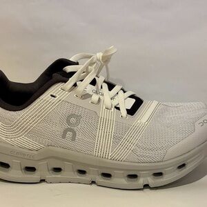 ON Women's White Sneakers